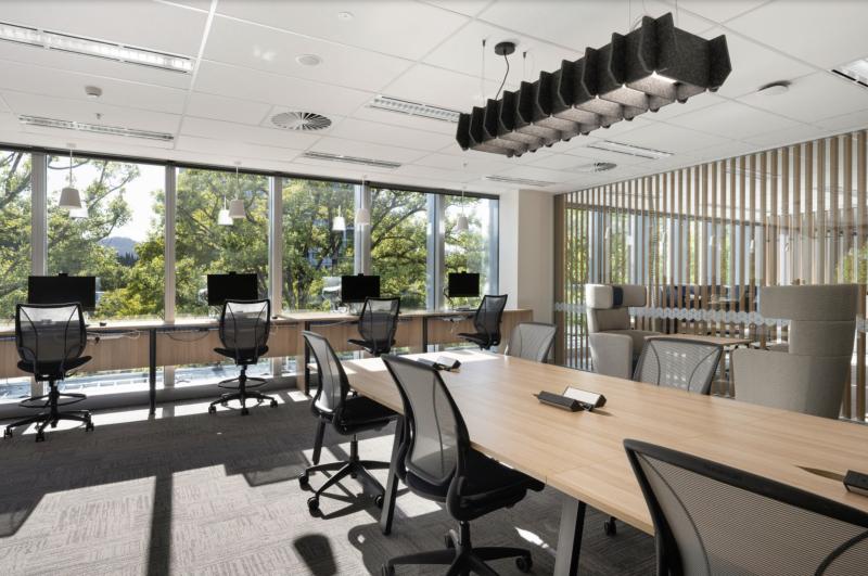 Акустический подвесной светильник 1400х500х200мм