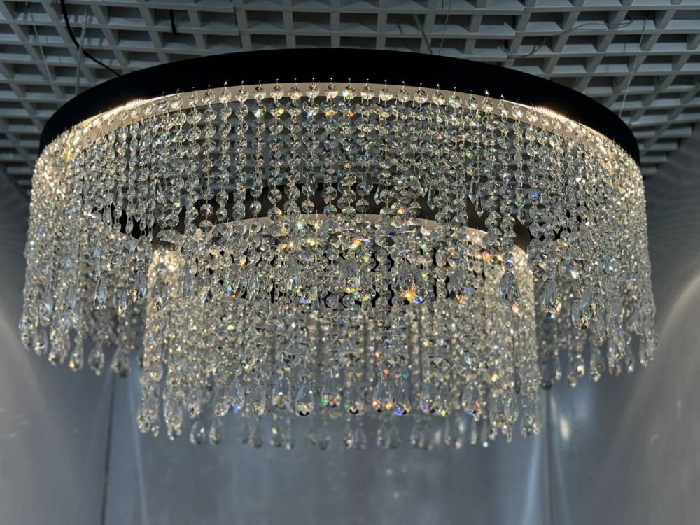 Хрустальные люстры для ресторана в Москве — производство на заказ