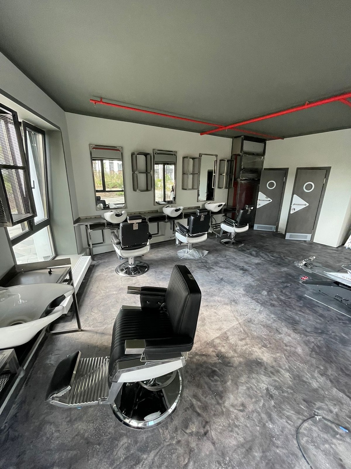 Освещение для барбершопа HAMMERHEAD в Москве